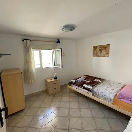 Casa De Pueblo Sarratella