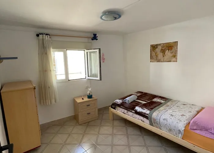 Casa De Pueblo Sarratella